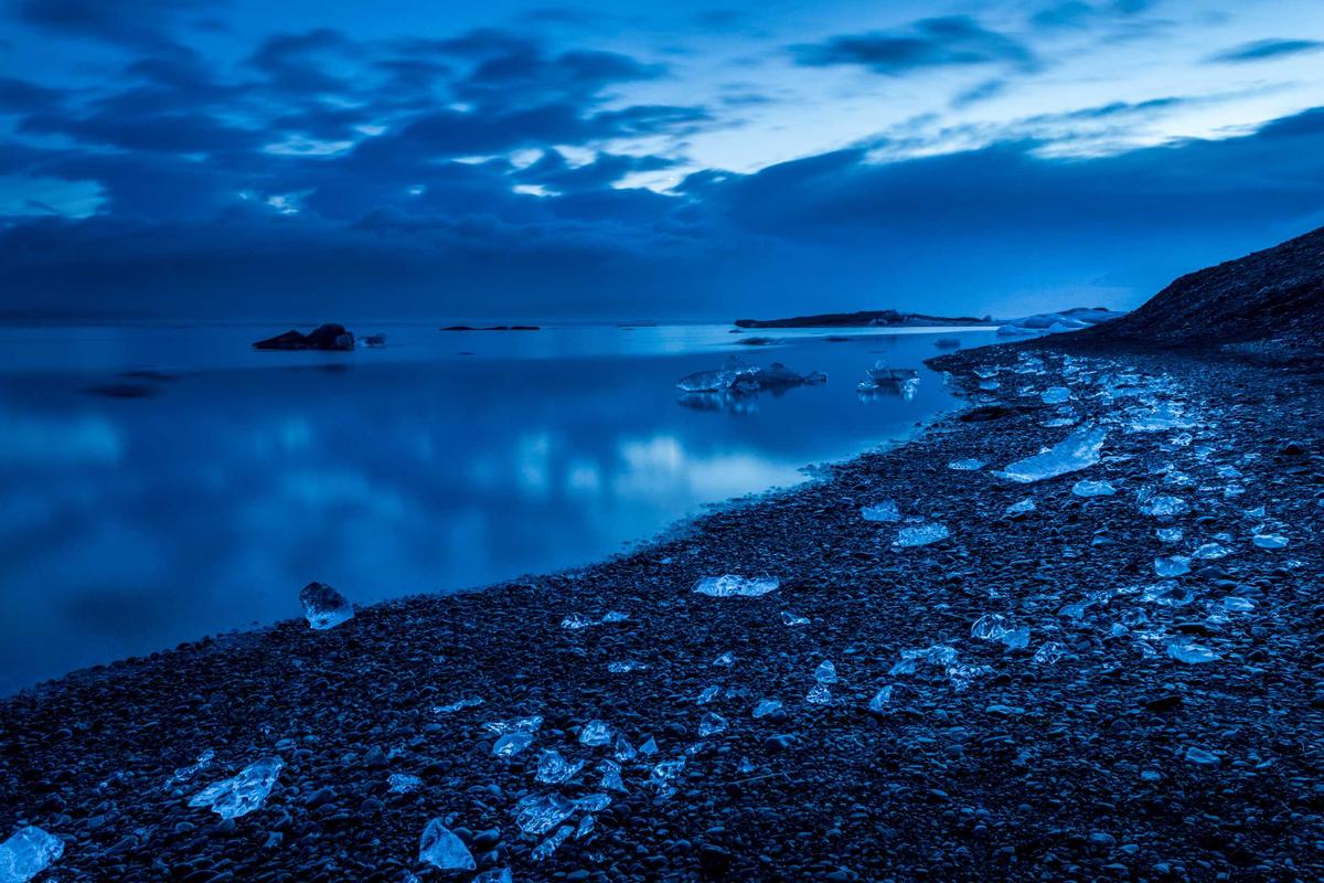 The Sunshine Spice: Can Saffron Pills Really Boost Your Mood and Health?